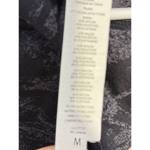 FABLETICS Amelia Black long Sleeve Half Zip Mock Neck Seamless Athletic Top M - Picture 3 of 4